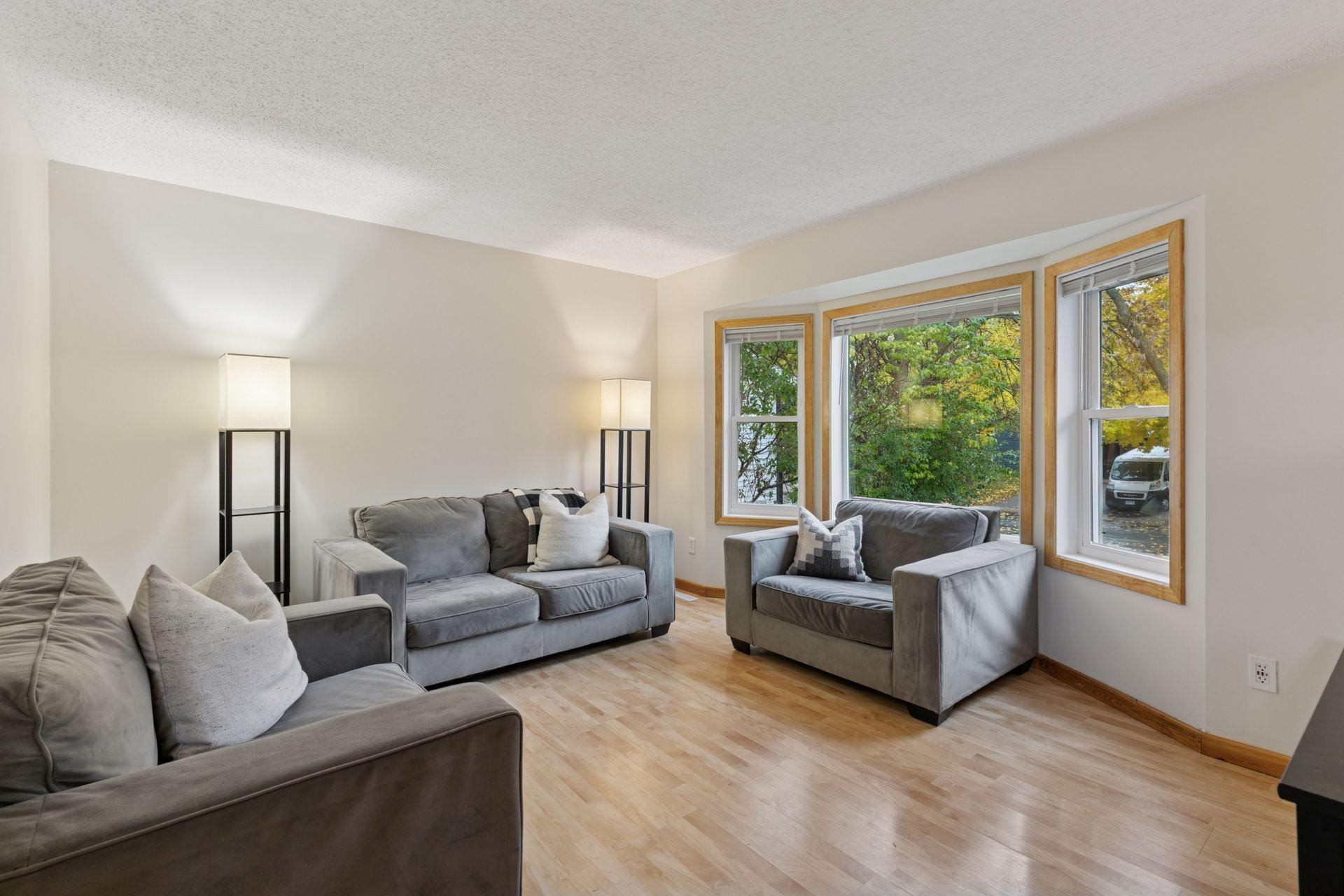 18220 Empire Trail Farmington, MN 55024 - Photo 2 of 23