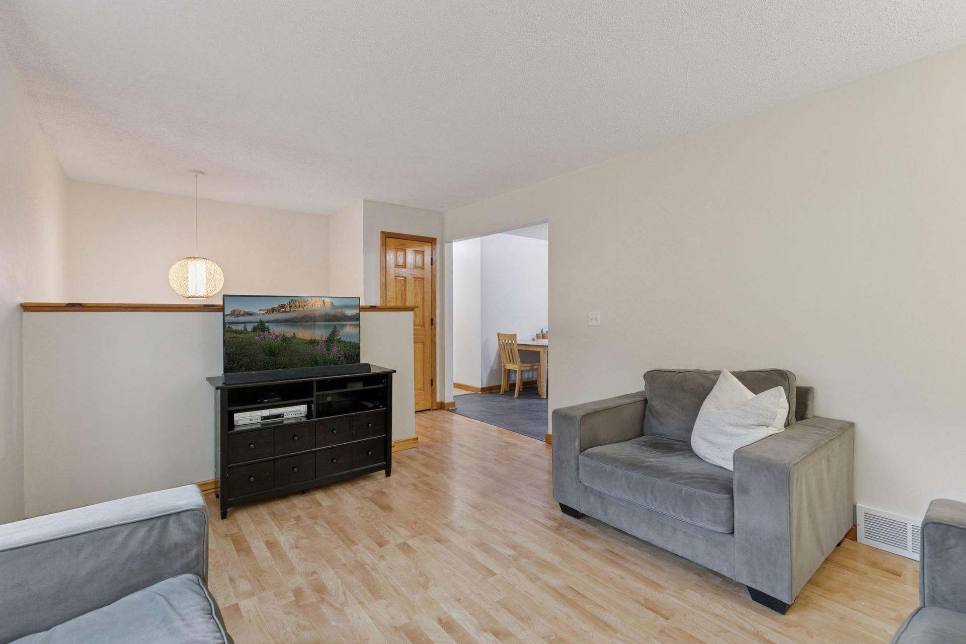 18220 Empire Trail Farmington, MN 55024 - Photo 4 of 23