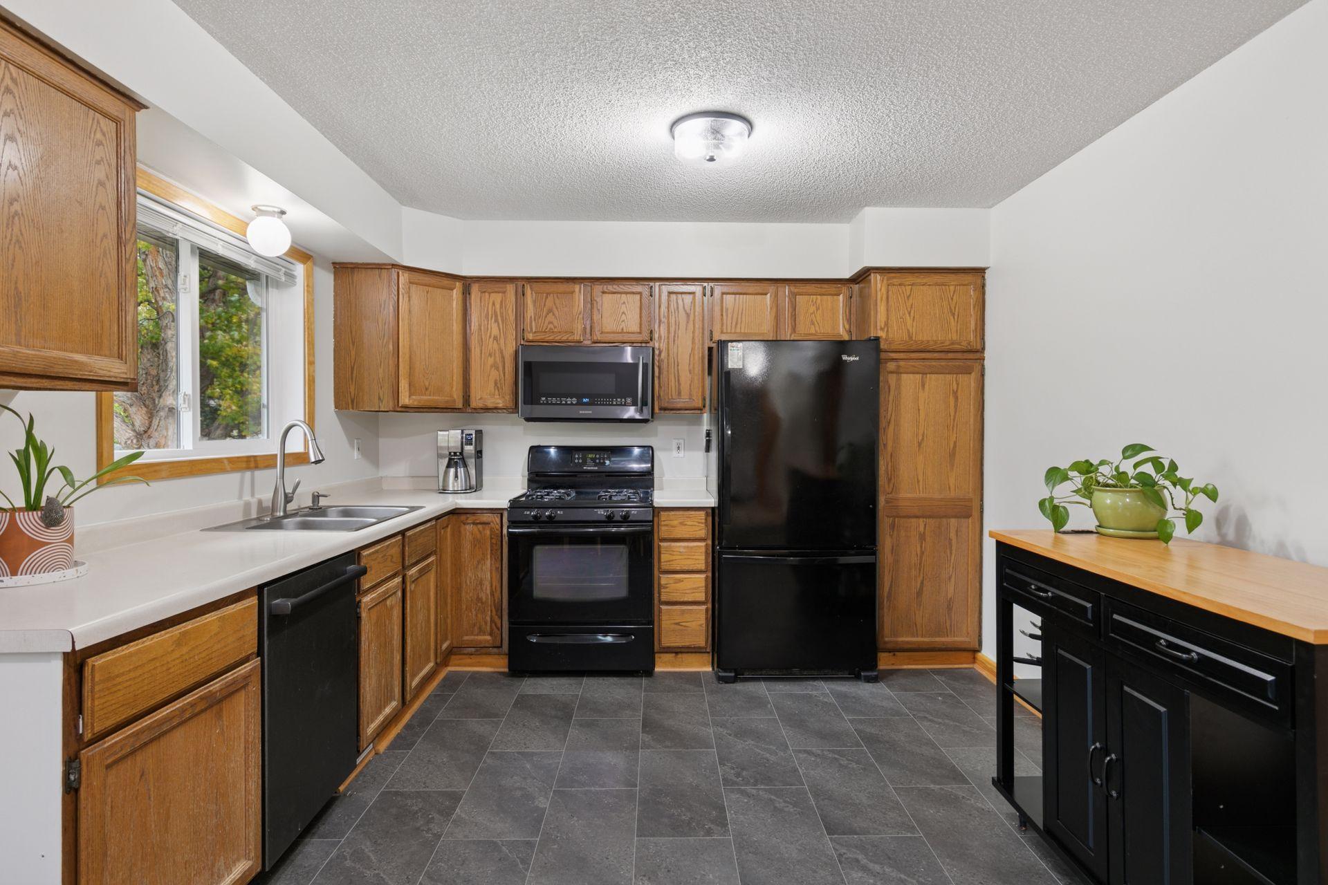 18220 Empire Trail Farmington, MN 55024 - Photo 7 of 23