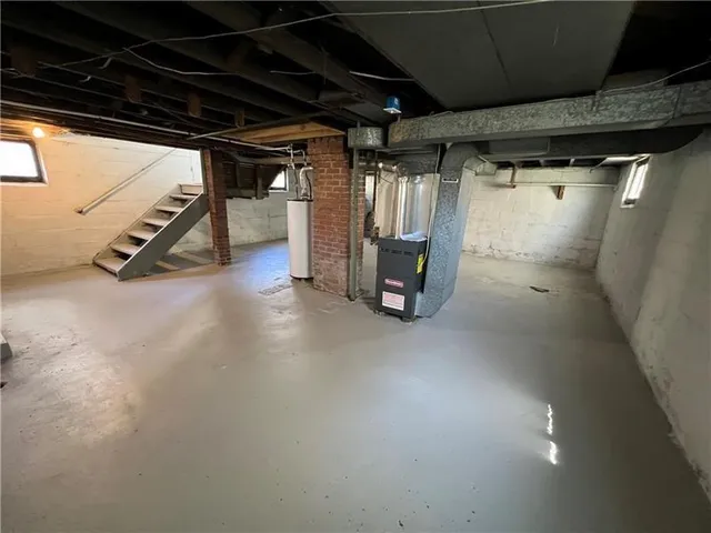 $169,500 | 219 East Hillcrest Avenue, New Castle, PA 16105