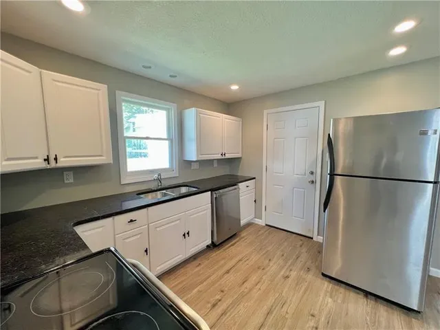 $169,500 | 219 East Hillcrest Avenue, New Castle, PA 16105