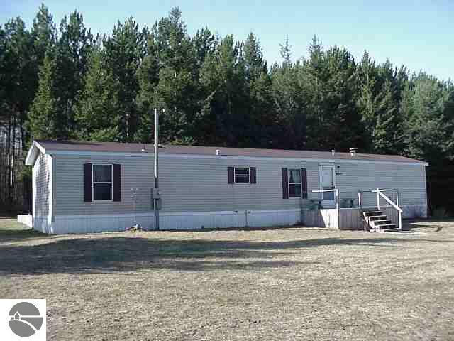 6747 Lund Road Southwest Fife Lake, MI 49633 - Photo 2 of 2 1646551-1.JPG