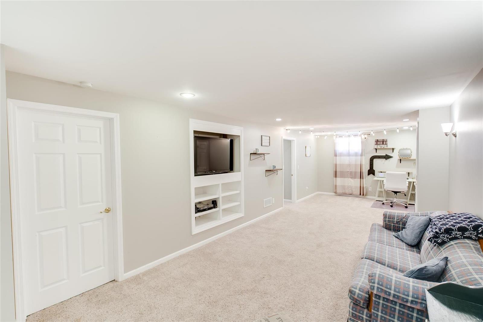 373 Forder Road St. Louis, MO 63129 - Photo 23 of 32 Gallery Image 23