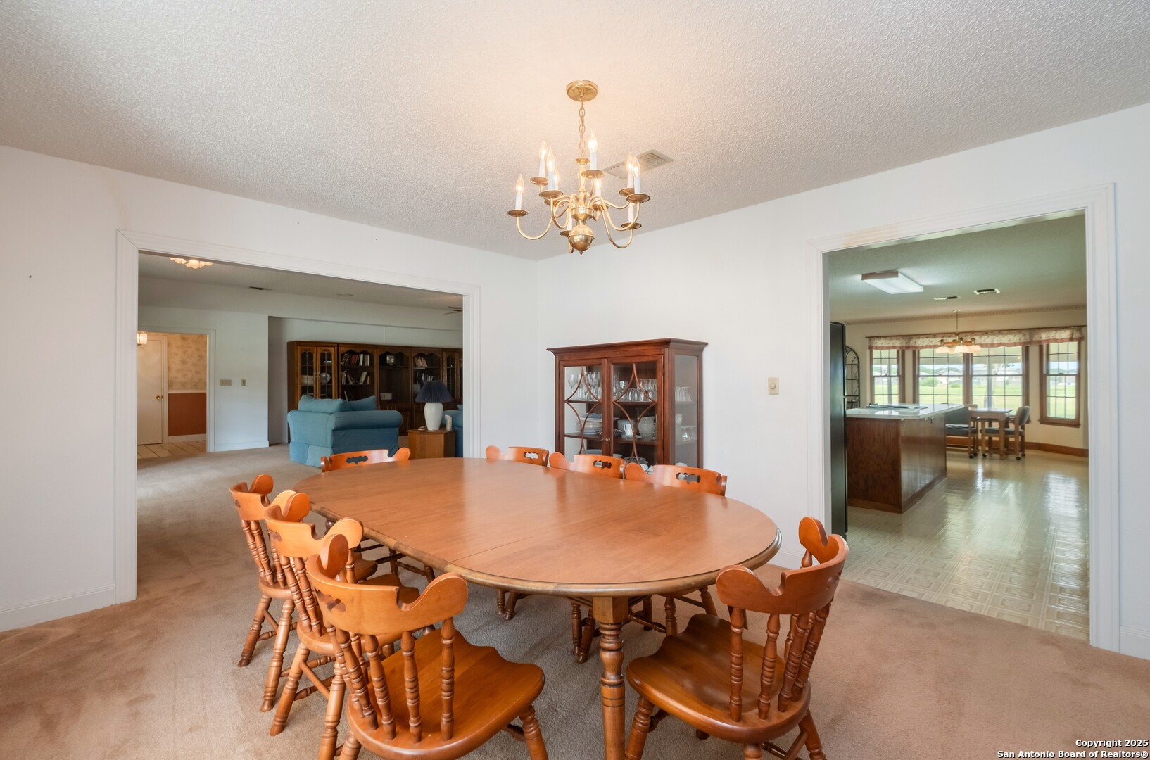 1221 Pieper Road New Braunfels, TX 78130 - Photo 15 of 43 a dining room with furniture and window