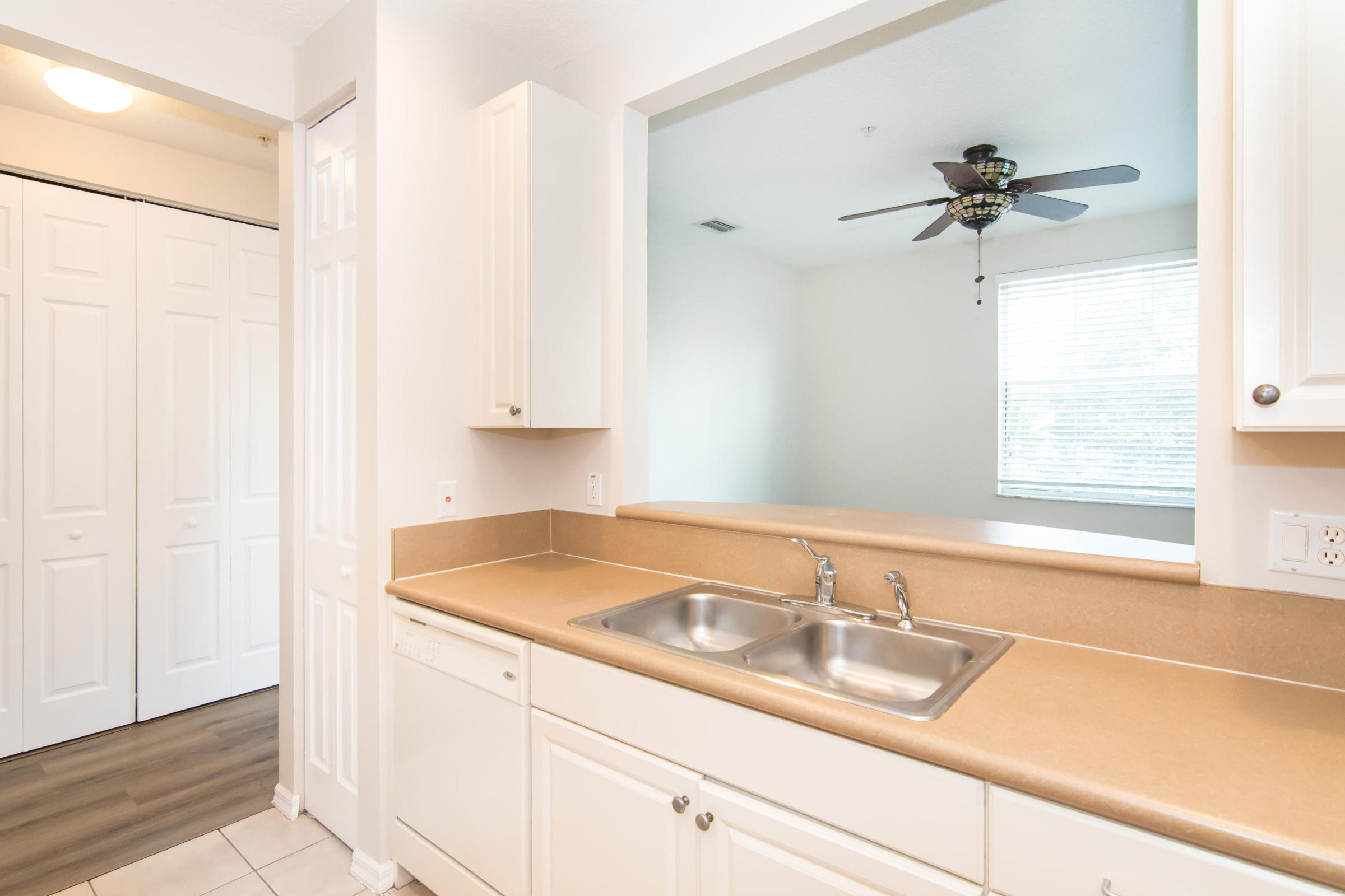 1534 Corbison Point Place Jupiter, FL 33458 - Photo 7 of 22 Kitchen