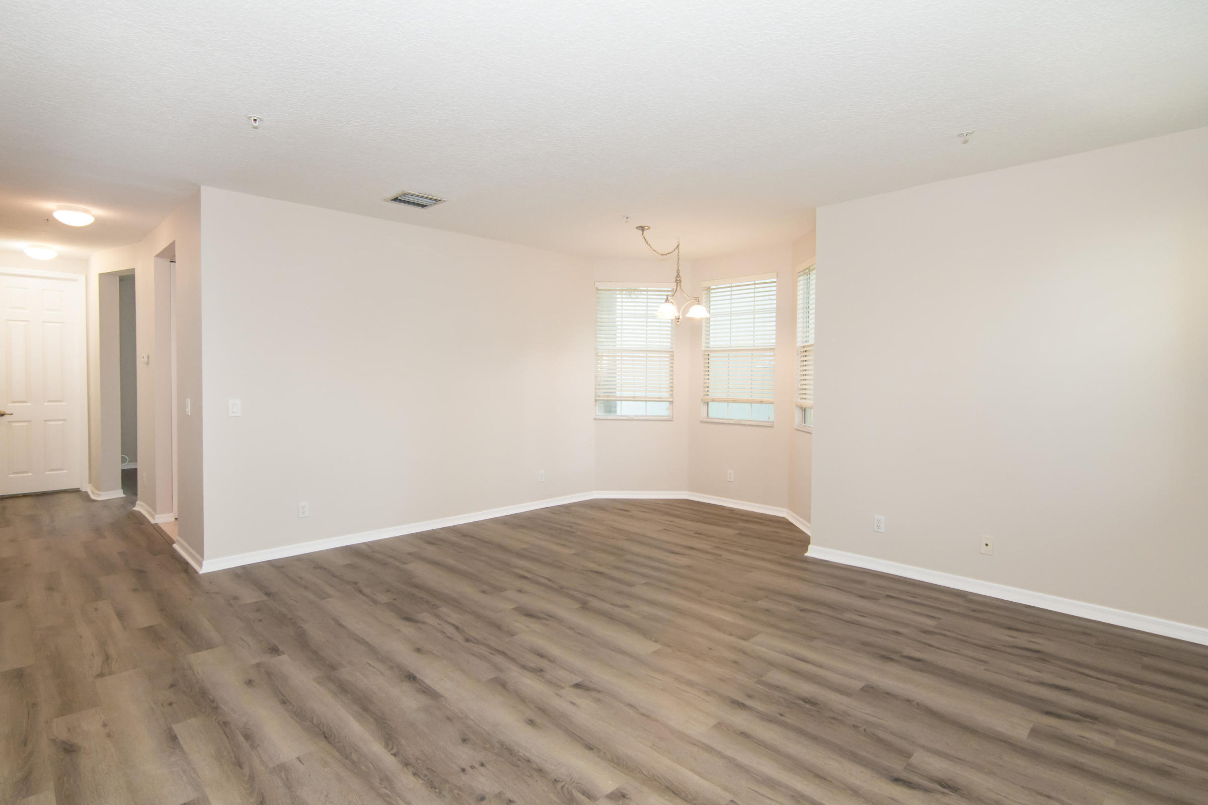 1534 Corbison Point Place Jupiter, FL 33458 - Photo 10 of 22 Living room
