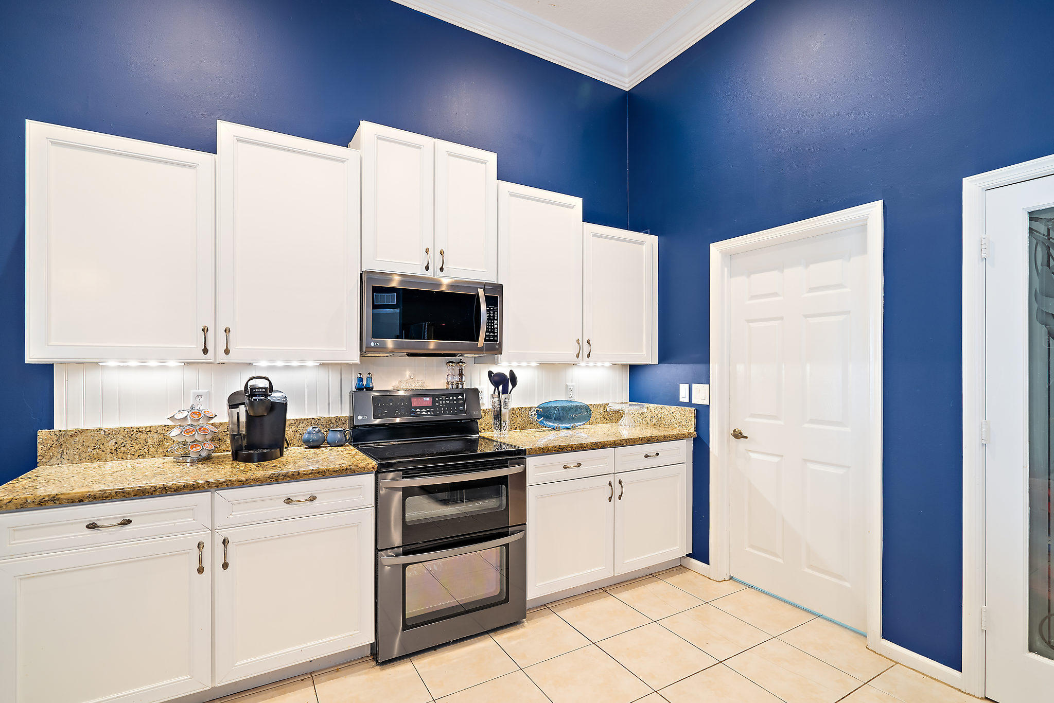 10344 154th Road North Jupiter, FL 33478 - Photo 15 of 50 Kitchen