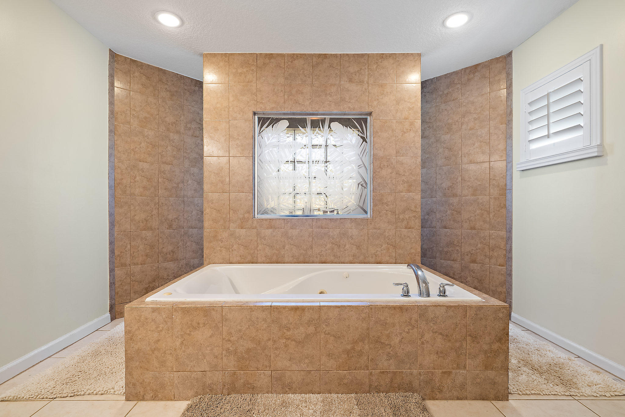 10344 154th Road North Jupiter, FL 33478 - Photo 24 of 50 Master bath