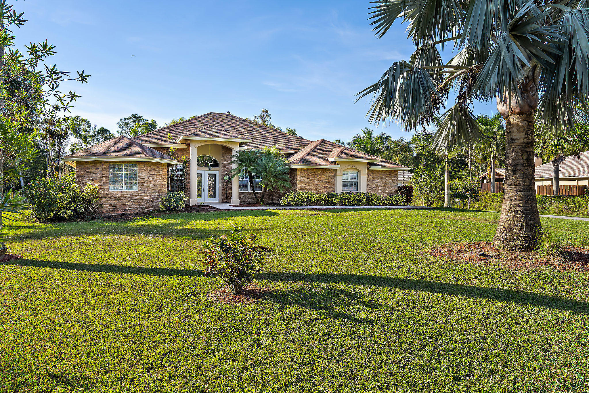 10344 154th Road North Jupiter, FL 33478 - Photo 5 of 50 Front of house