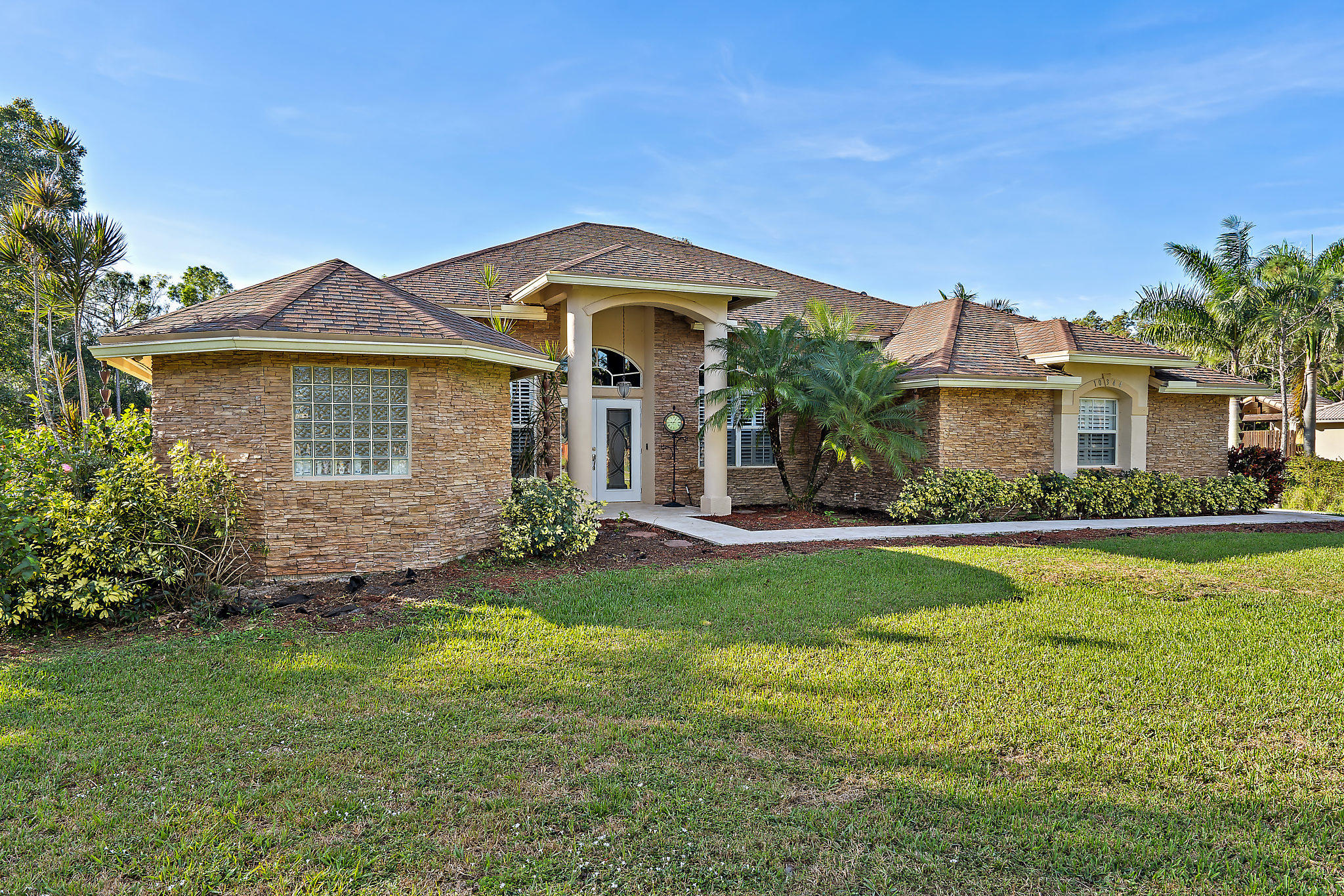 10344 154th Road North Jupiter, FL 33478 - Photo 6 of 50 Front of house