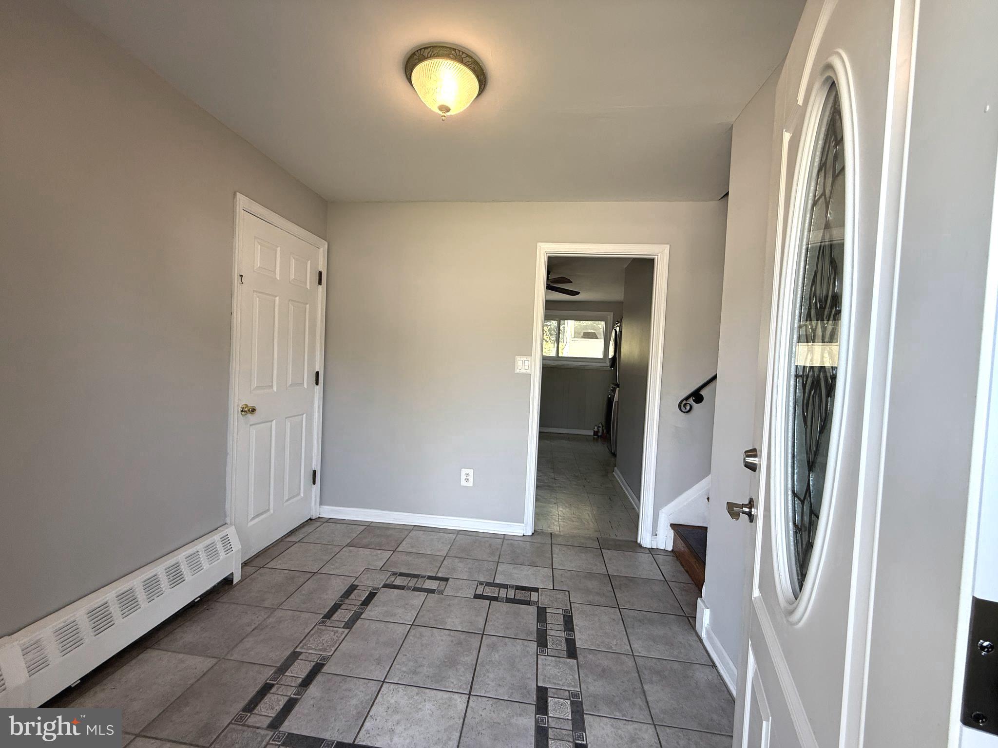 5720 Oakland Road Baltimore, MD 21227 - Photo 3 of 30