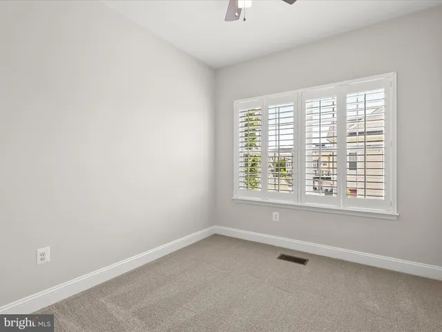 $639,900 | 5803 Lois Lane, Ellicott City, MD 21043