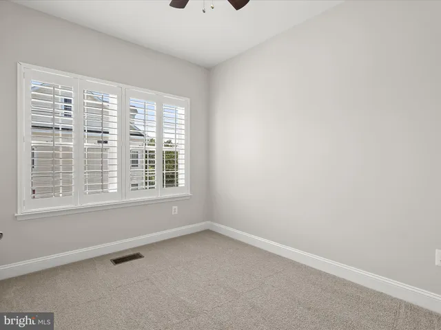 $639,900 | 5803 Lois Lane, Ellicott City, MD 21043