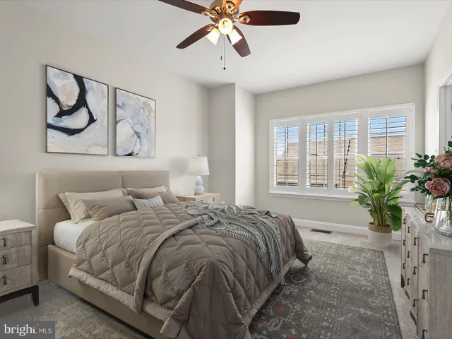 $639,900 | 5803 Lois Lane, Ellicott City, MD 21043