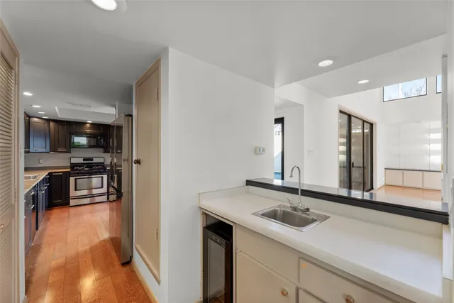 $3,900 | 1201 Autrey Street, Houston, TX 77006