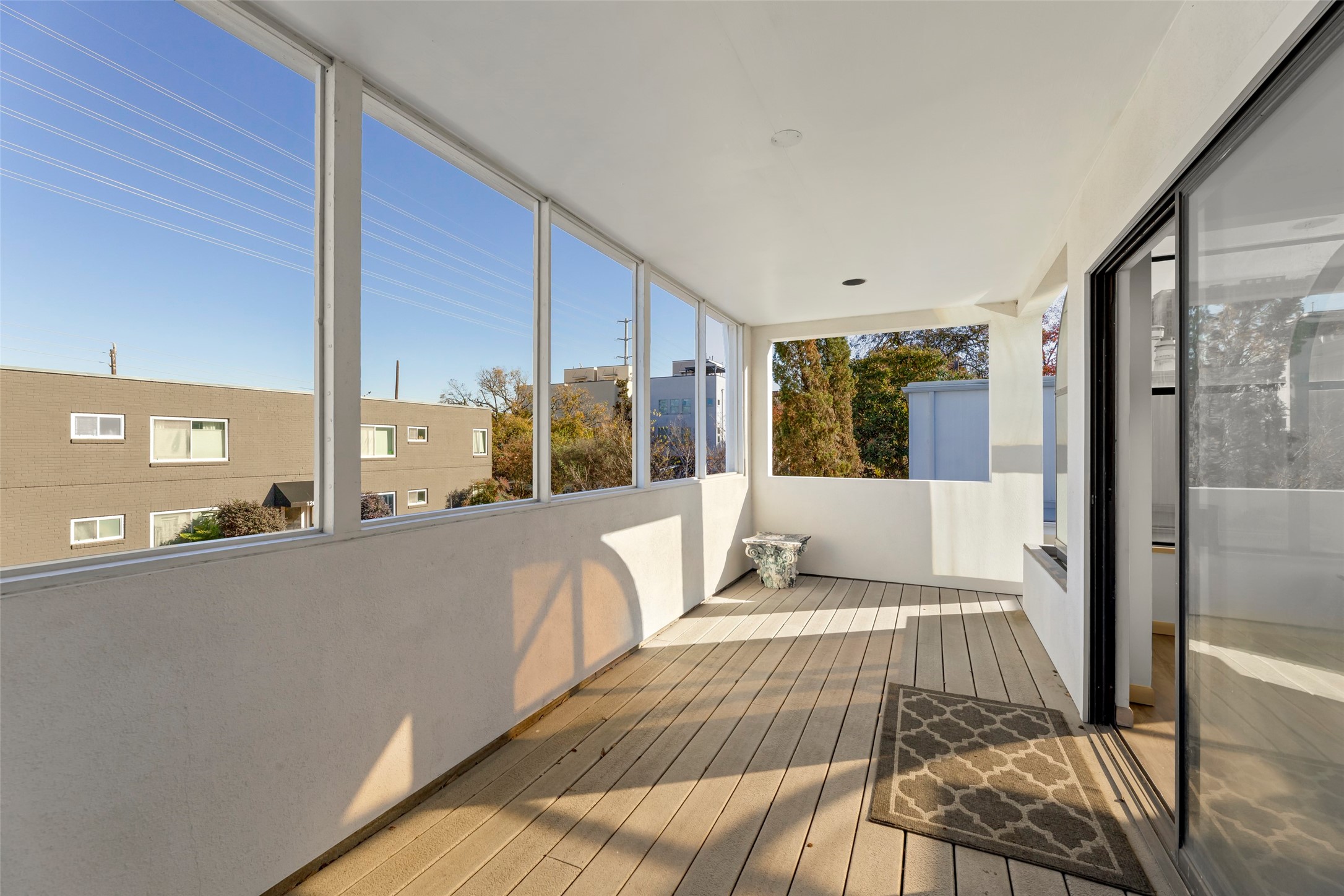 1201 Autrey Street Houston, TX 77006 - Photo 22 of 47 Balcony View
