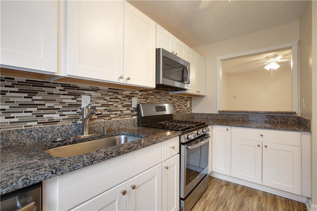 210 Wynnes Ridge Circle Southeast, Unit 210 Marietta, GA 30067 - Photo 19 of 30