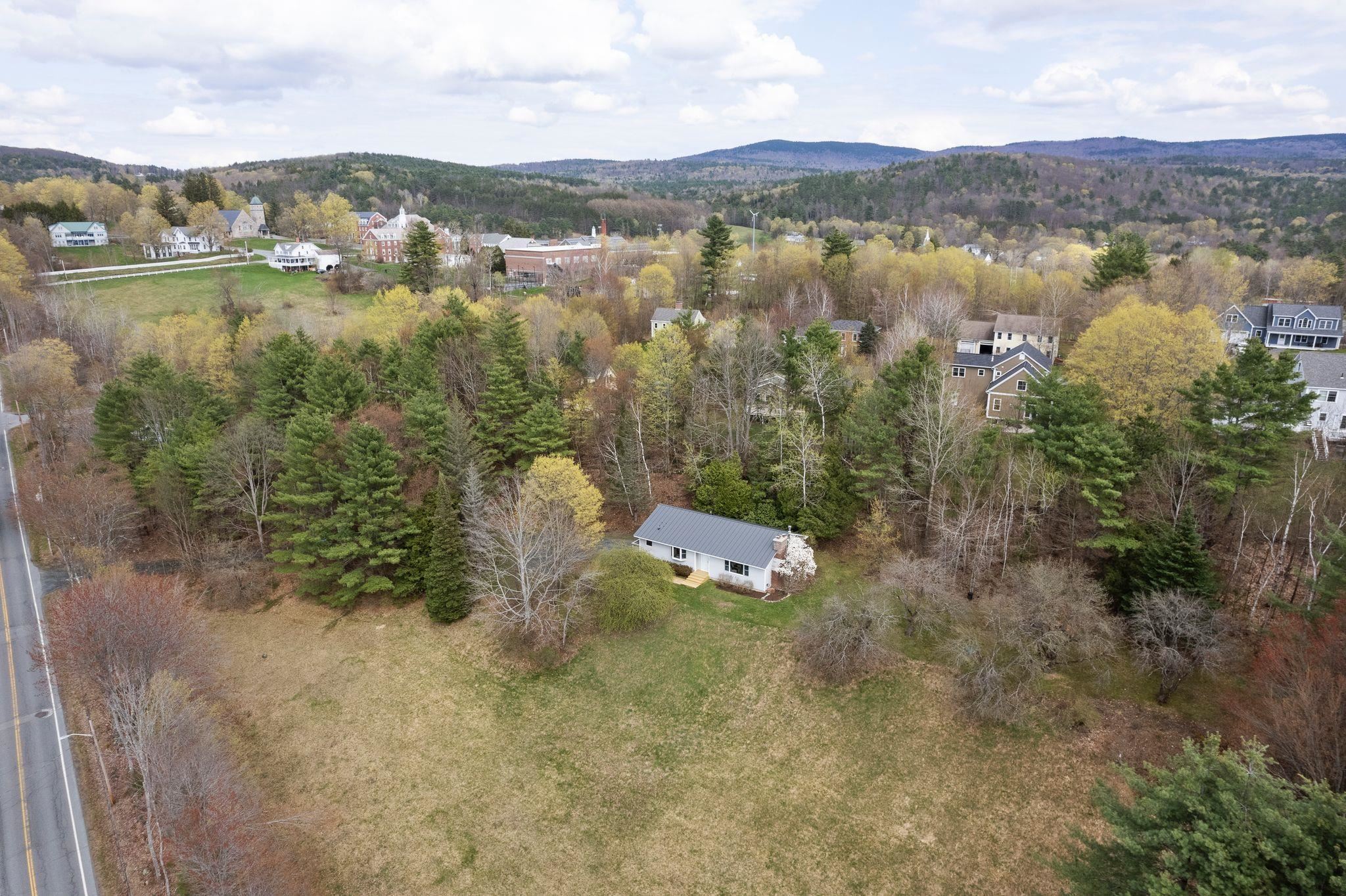 43 Bonner Road Plainfield, NH 03770 - Photo 3 of 36