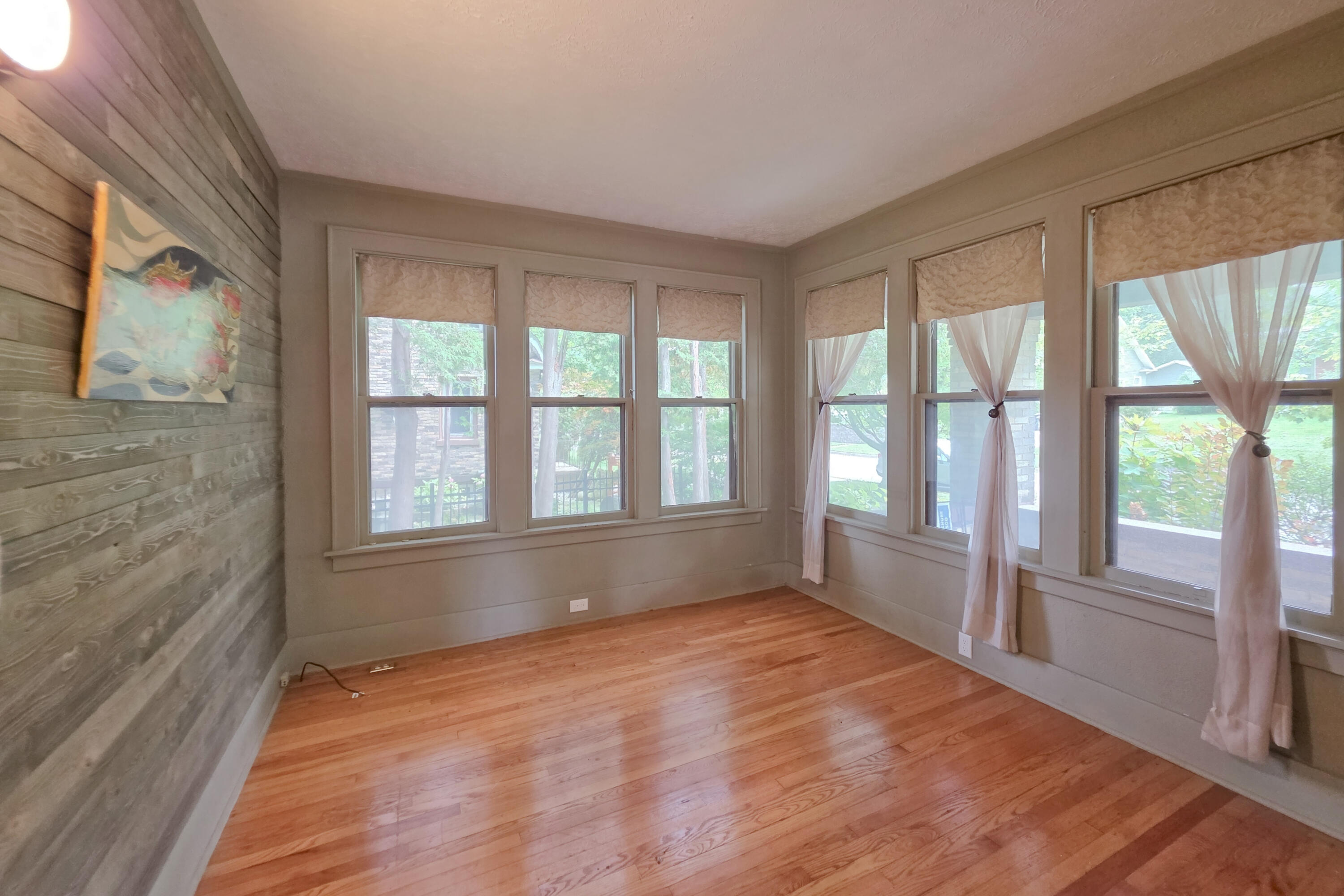 418 5th Street Manistee, MI 49660 - Photo 13 of 50 05