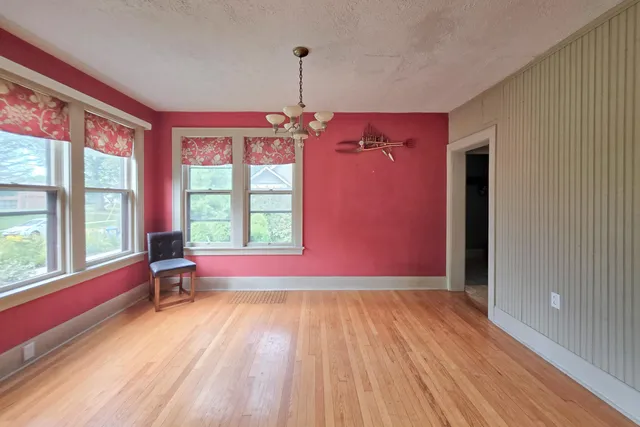 $270,000 | 418 5th Street, Manistee, MI 49660