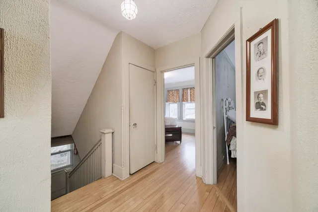 $270,000 | 418 5th Street, Manistee, MI 49660