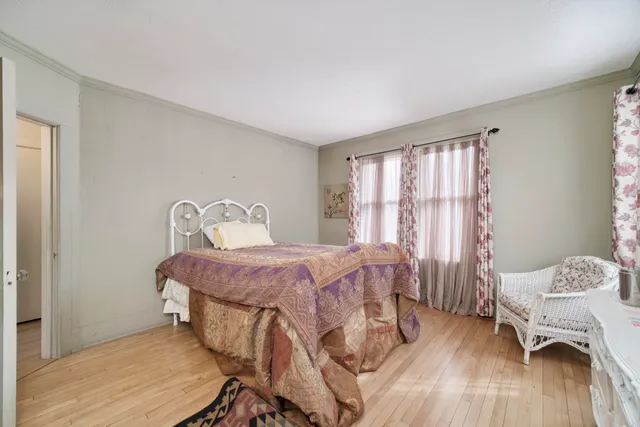 $270,000 | 418 5th Street, Manistee, MI 49660