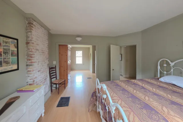 $270,000 | 418 5th Street, Manistee, MI 49660