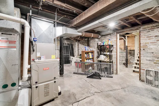 $270,000 | 418 5th Street, Manistee, MI 49660