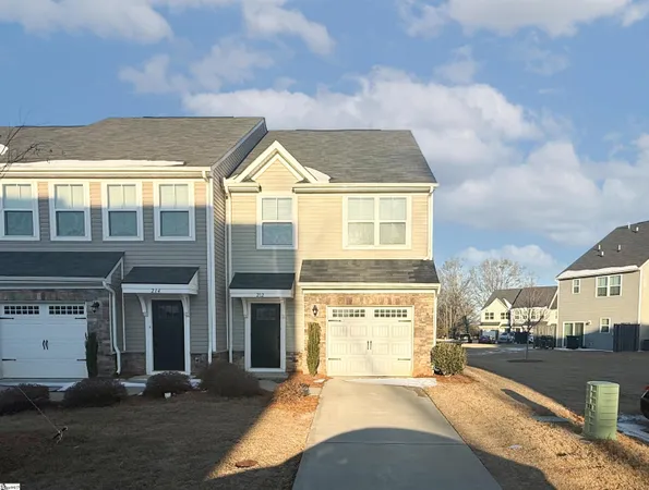 $1,660 | 212 Hipps Crossing Drive, Simpsonville, SC 29680
