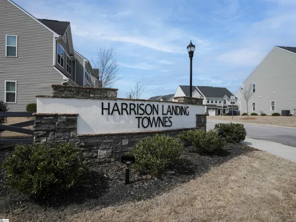 $1,660 | 212 Hipps Crossing Drive, Simpsonville, SC 29680