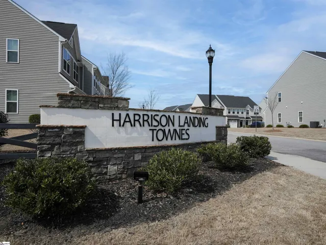 $1,700 | 212 Hipps Crossing Drive, Simpsonville, SC 29680