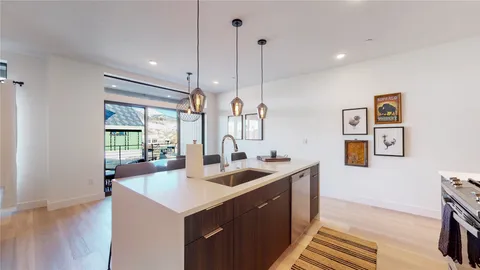 $824,900 | 930 Blue River Parkway, Unit 622, Silverthorne, CO 80498