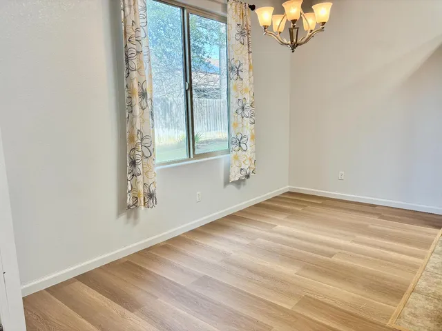 $579,000 | 457 Everglade Avenue, Clovis, CA 93619