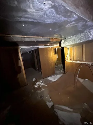 $15,000 | 556 Wimmer Place, East St. Louis, IL 62205