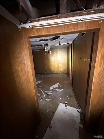 $15,000 | 556 Wimmer Place, East St. Louis, IL 62205