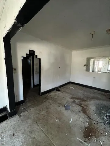 $15,000 | 556 Wimmer Place, East St. Louis, IL 62205