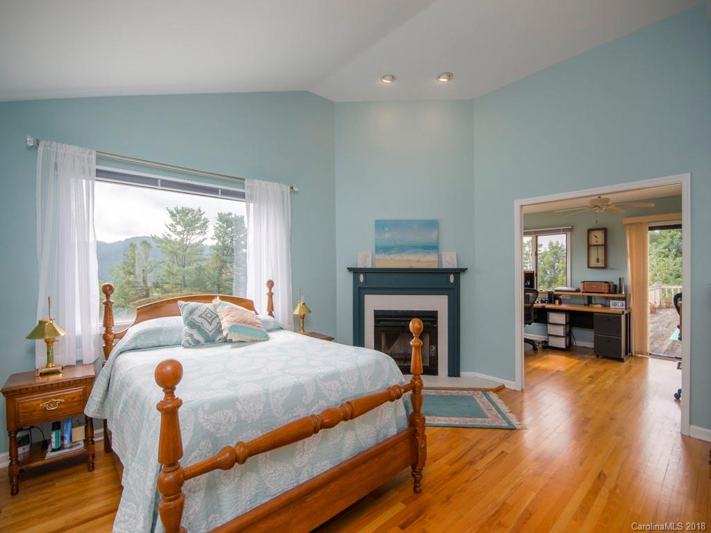 5 Beaverbrook Road, Unit 6 Asheville, NC 28804 - Photo 16 of 25 Gallery Image 16