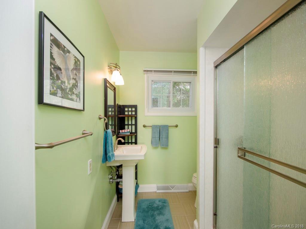 5 Beaverbrook Road, Unit 6 Asheville, NC 28804 - Photo 21 of 25 Gallery Image 21