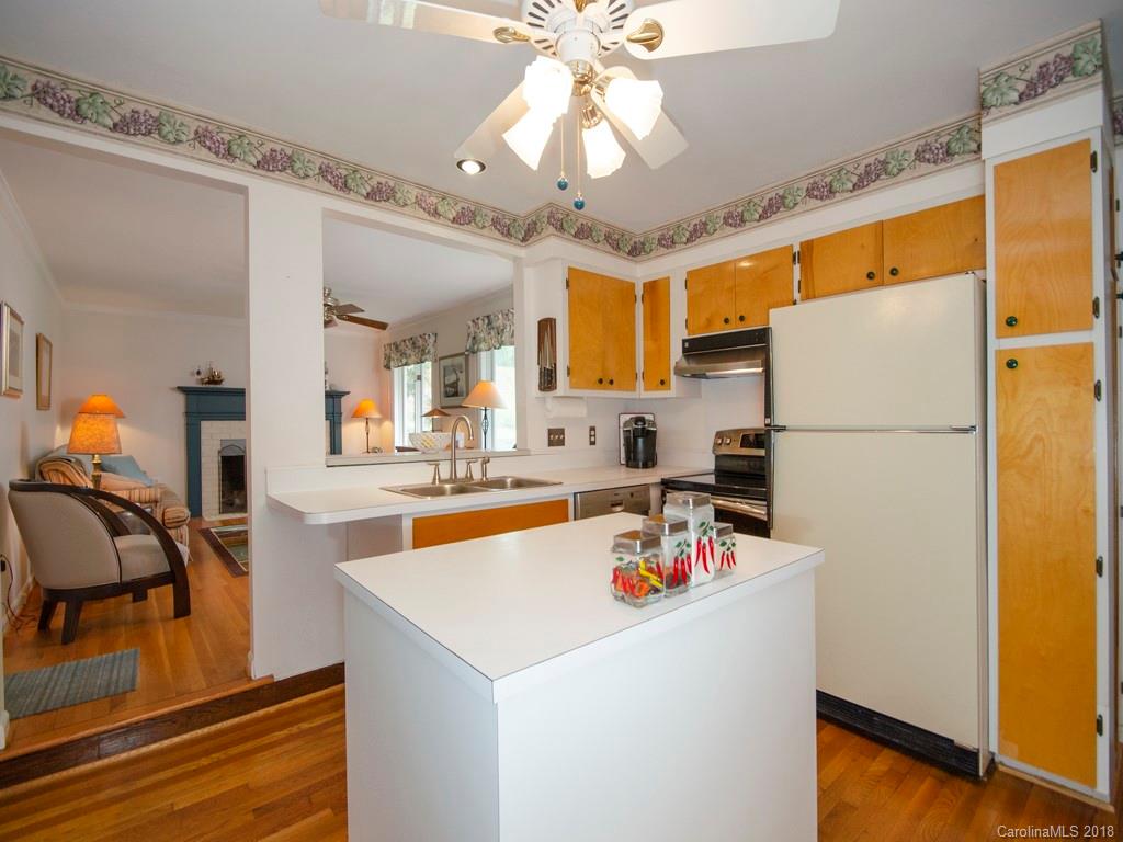 5 Beaverbrook Road, Unit 6 Asheville, NC 28804 - Photo 6 of 25 Gallery Image 6