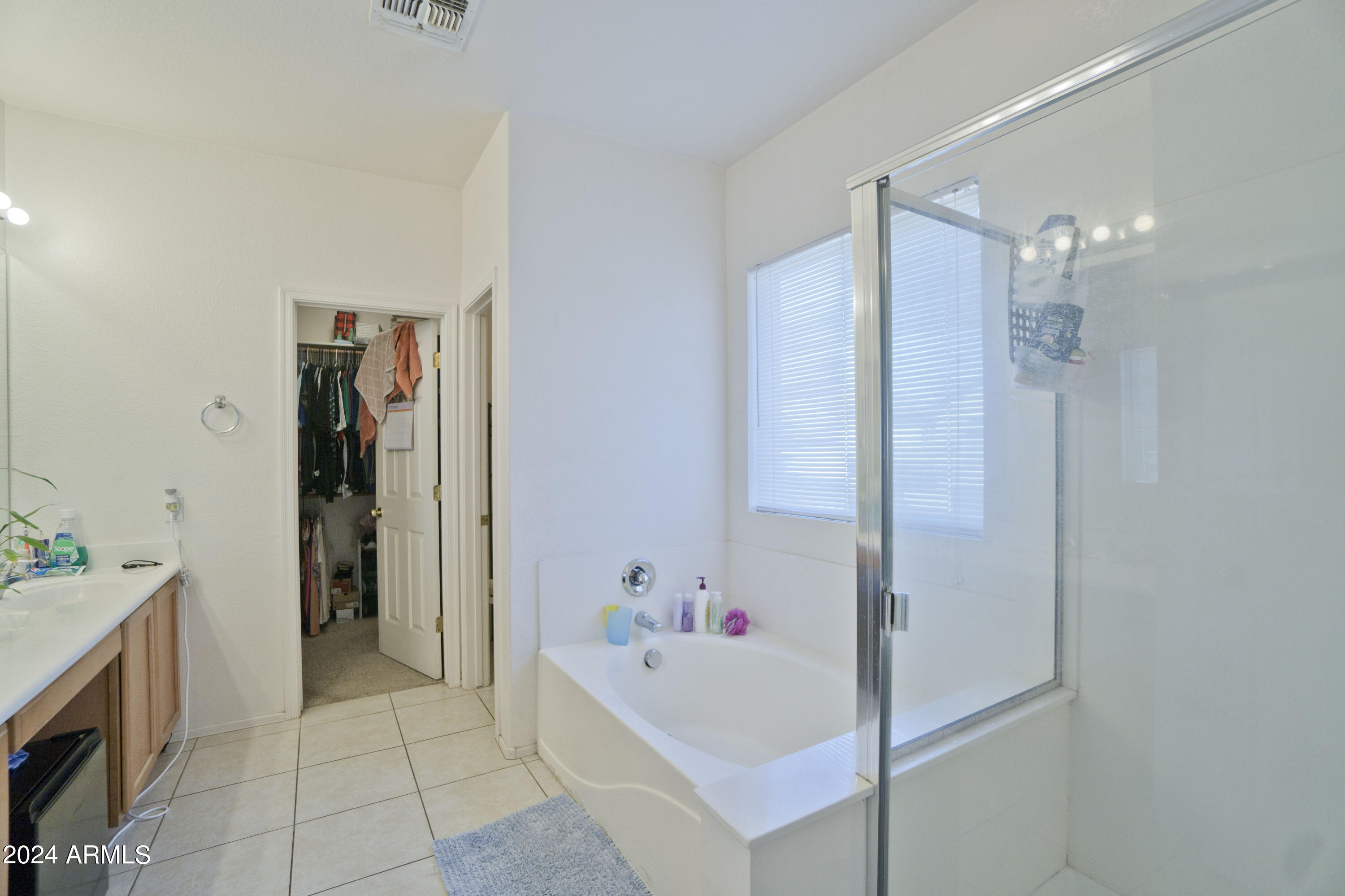 9422 West Berkeley Road Phoenix, AZ 85037 - Photo 27 of 30 Master Bathroom 1