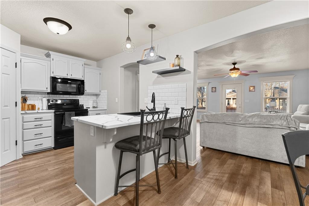 521 Southwest 15 Street Blue Springs, MO 64015 - Photo 12 of 37