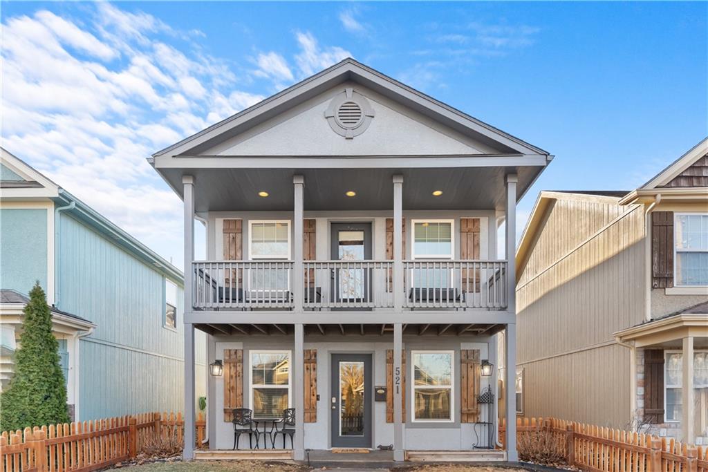 521 Southwest 15 Street Blue Springs, MO 64015 - Photo 2 of 37