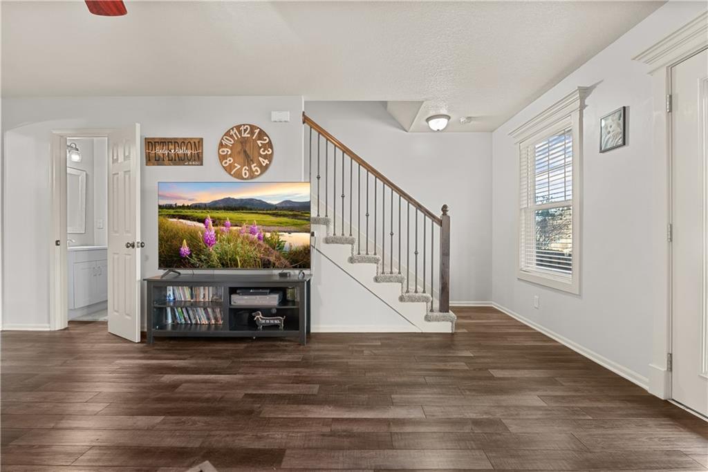 521 Southwest 15 Street Blue Springs, MO 64015 - Photo 6 of 37