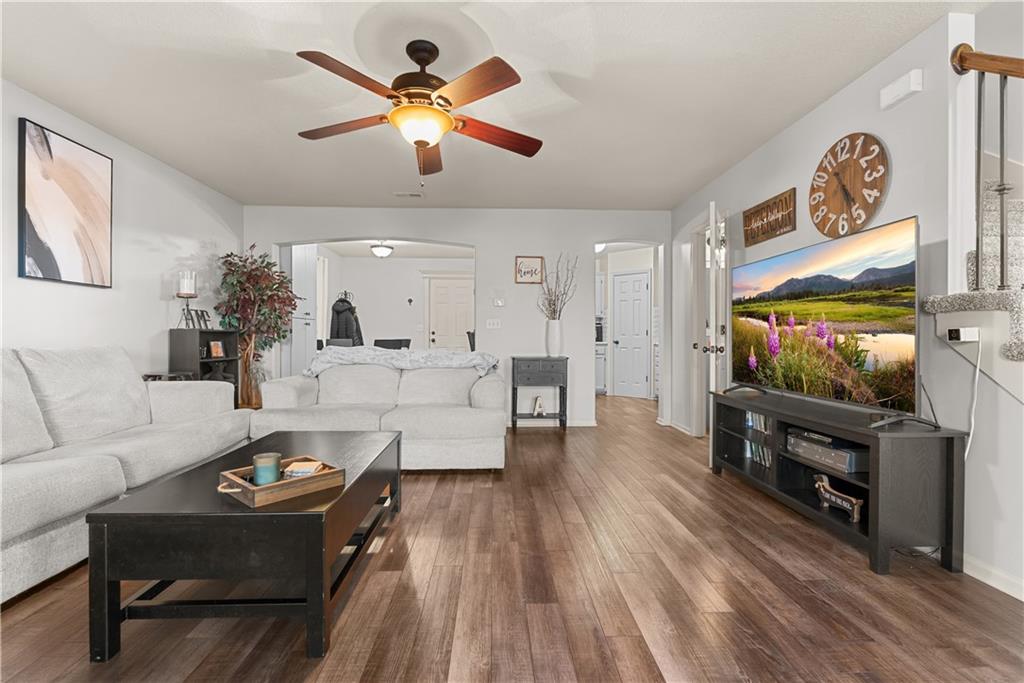 521 Southwest 15 Street Blue Springs, MO 64015 - Photo 7 of 37