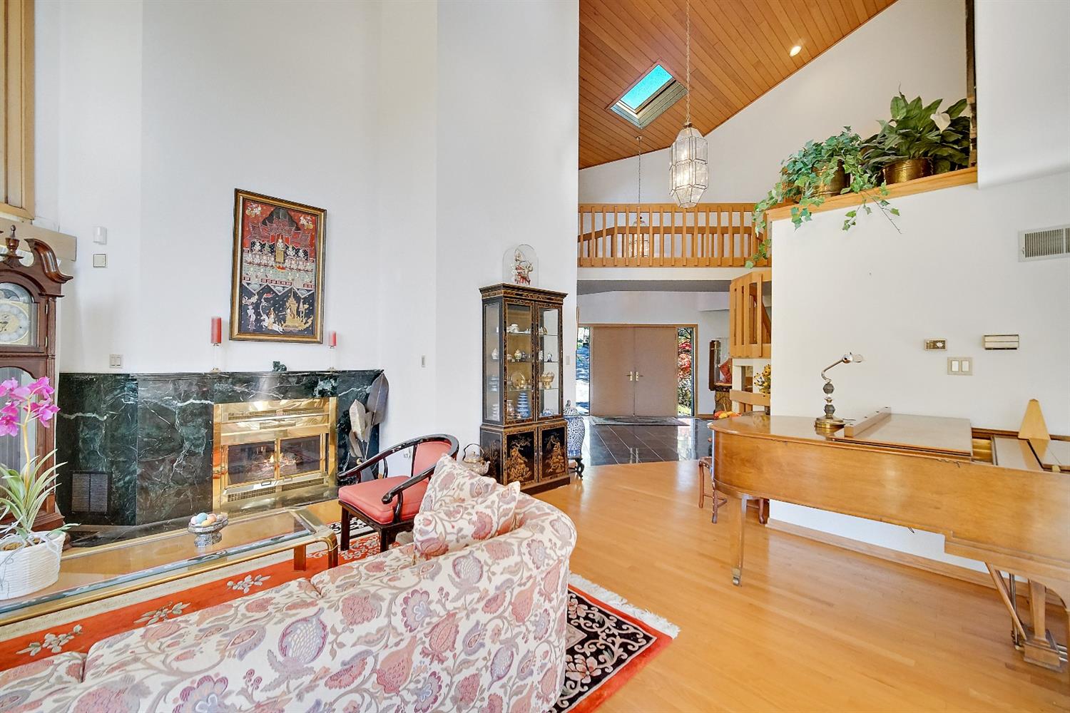 426 Scarborough Road Valparaiso, IN 46385 - Photo 9 of 56 1500x1000