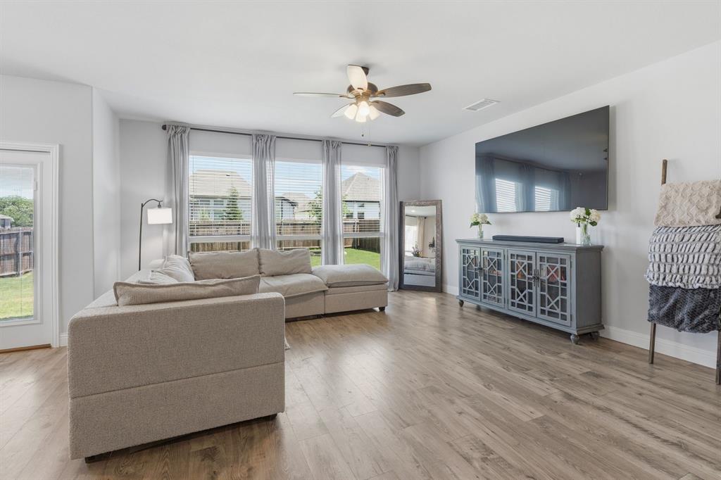 1316 Tree Shadow Lane Anna, TX 75409 - Photo 10 of 40