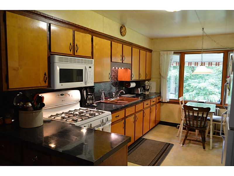 113 Pilltown Road Boswell, PA 15531 - Photo 11 of 23 Kitchen.