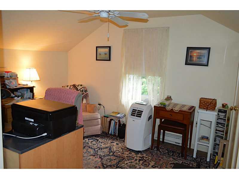 113 Pilltown Road Boswell, PA 15531 - Photo 9 of 23 Den/Family/Great Room.