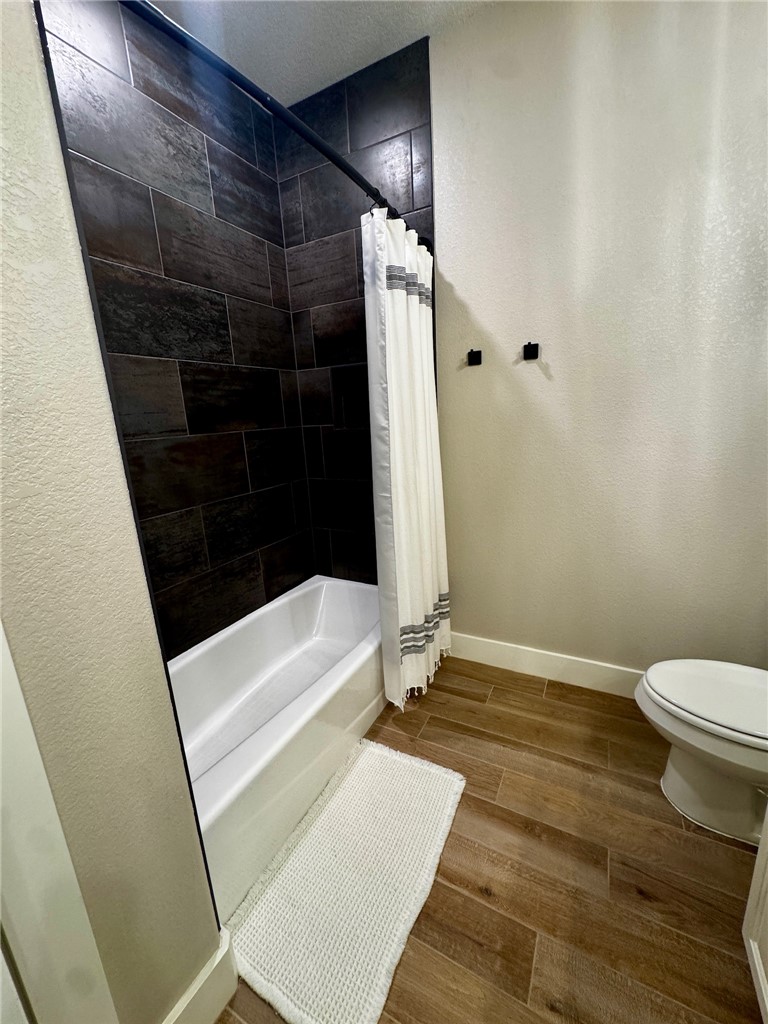 5854 Reliance Rdg Circle Bryan, TX 77808 - Photo 27 of 32 a bathroom with a sink and a tub