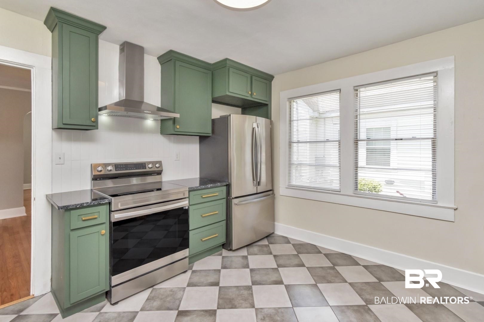 359 Tuttle Avenue Mobile, AL 36604 - Photo 17 of 23